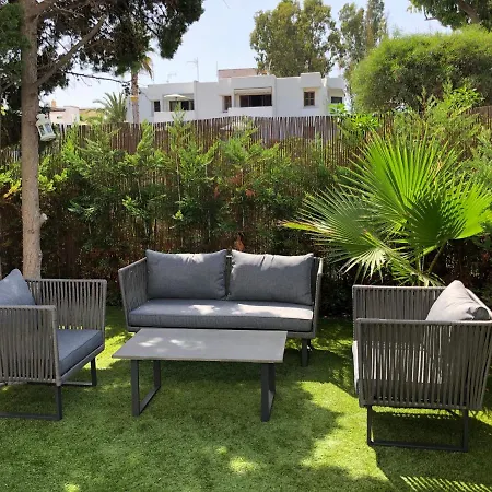 Bajo Con Jardin A 100 Metros De La Playa